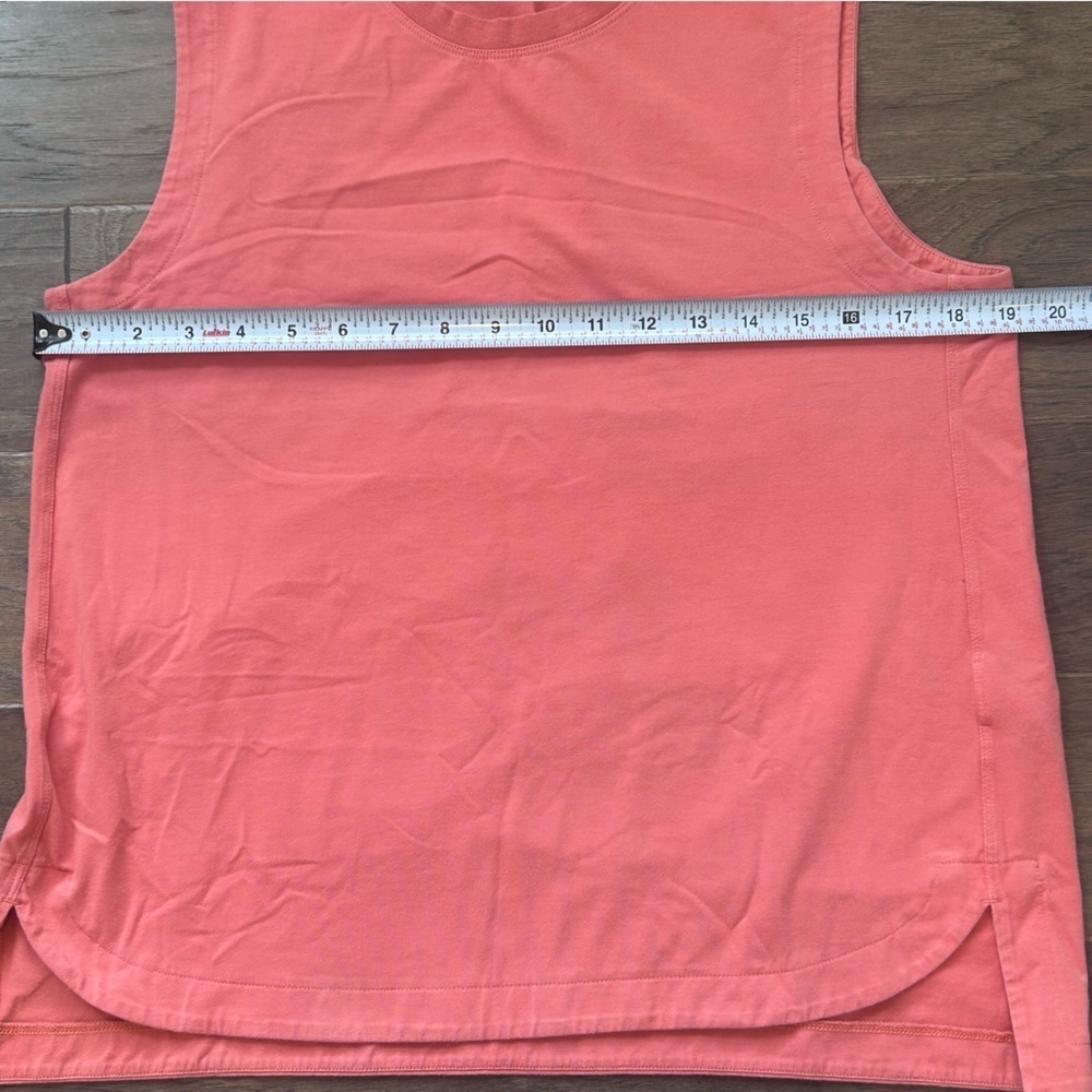 ATHLETA Tank Sleeveless. Medium. Excellent condition - Picture 5 of 6